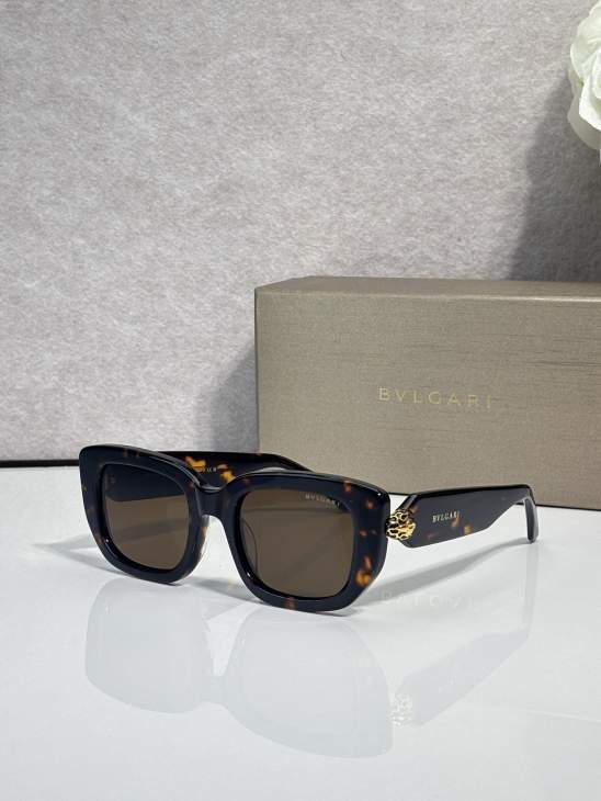 Picture of Bvlgari Sunglasses _SKUfw79761576fw